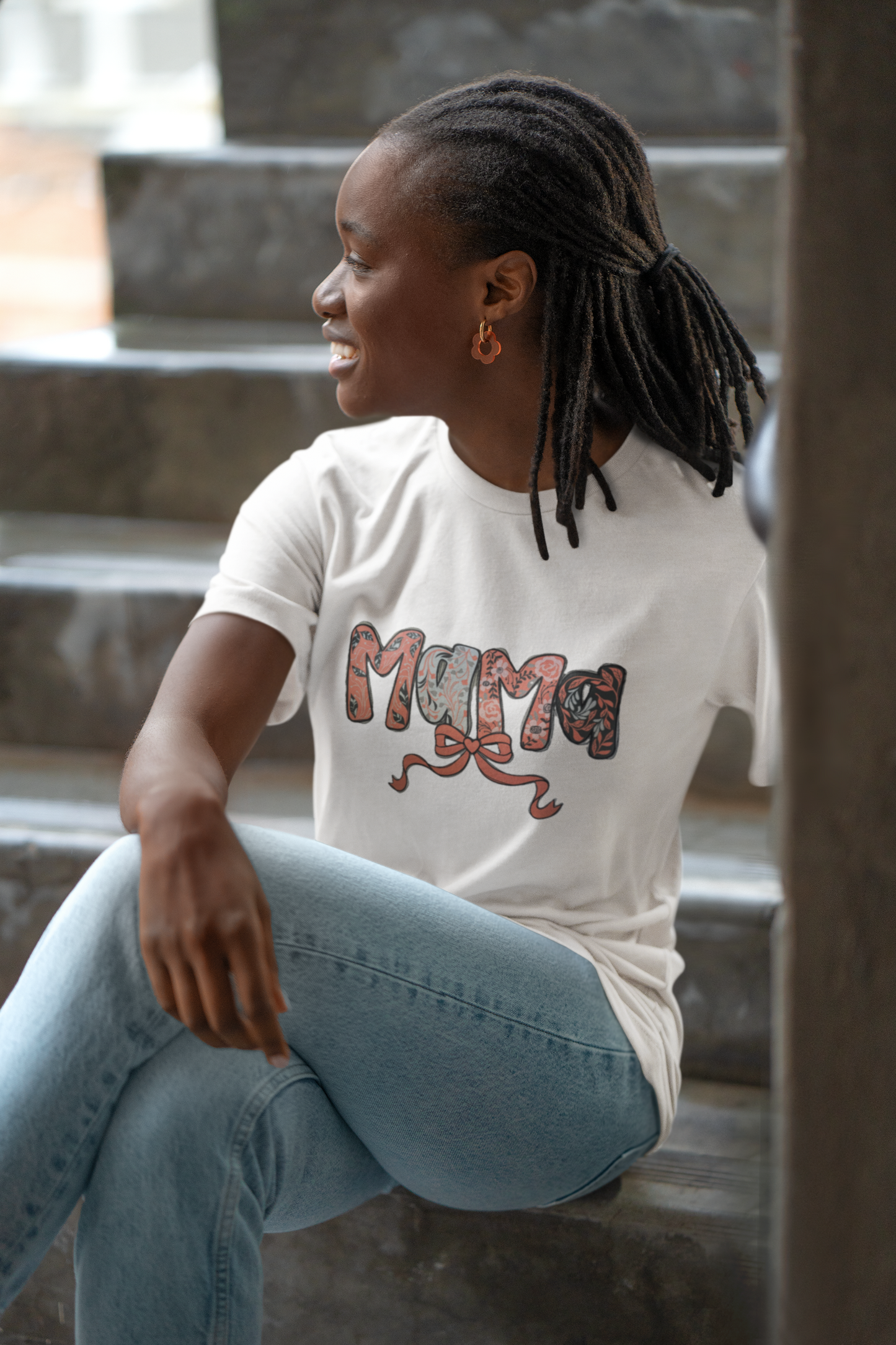 Vines and Leaves Mama Tshirt