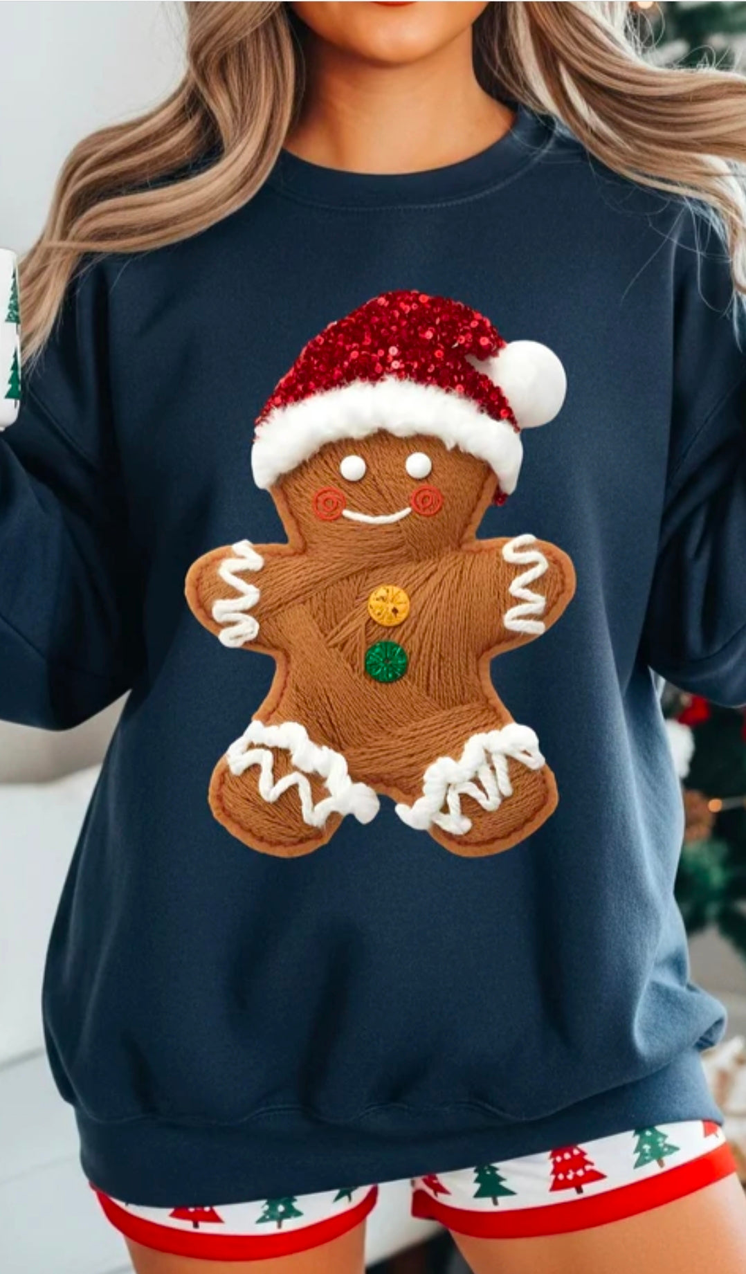 🍪 Gingerbread Man Christmas Sweatshirt – Faux Yarn & Sequin Holiday Pullover