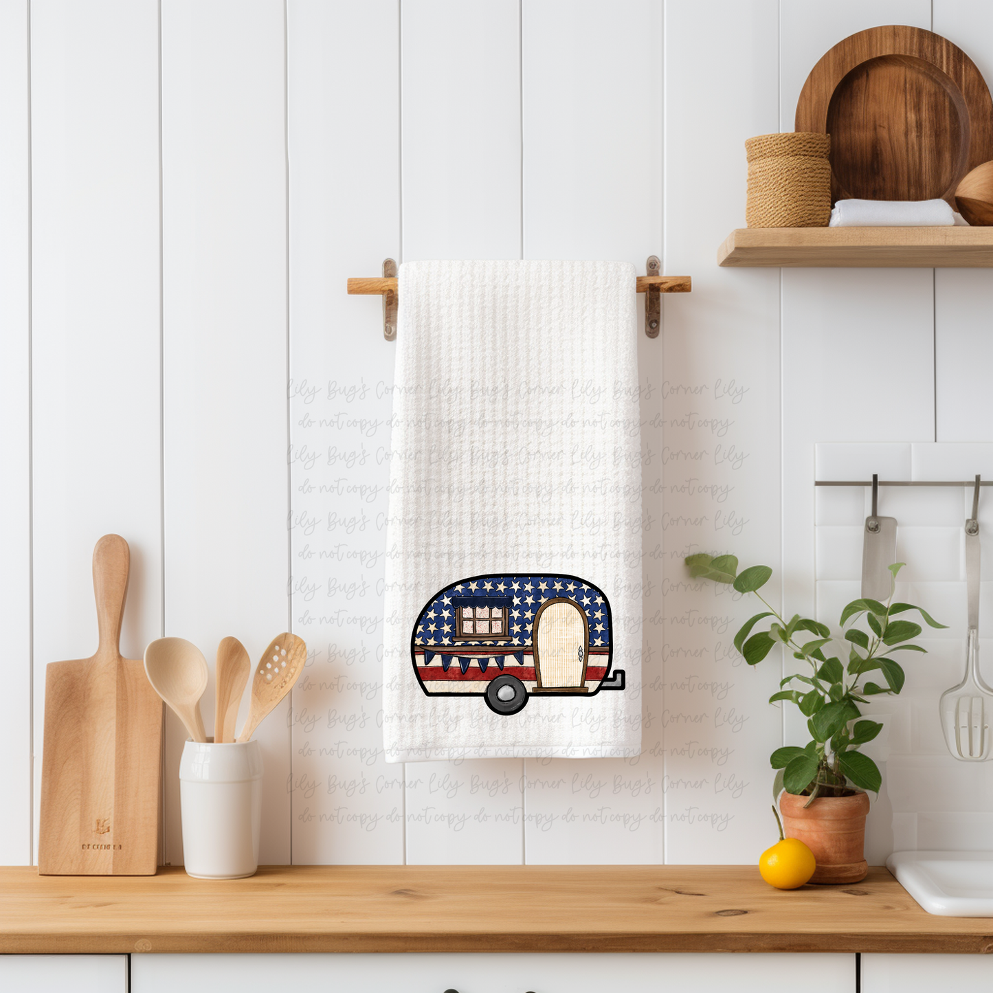 Patriotic Camper Home Décor Collection | Americana Summer Kitchen & Home Accents