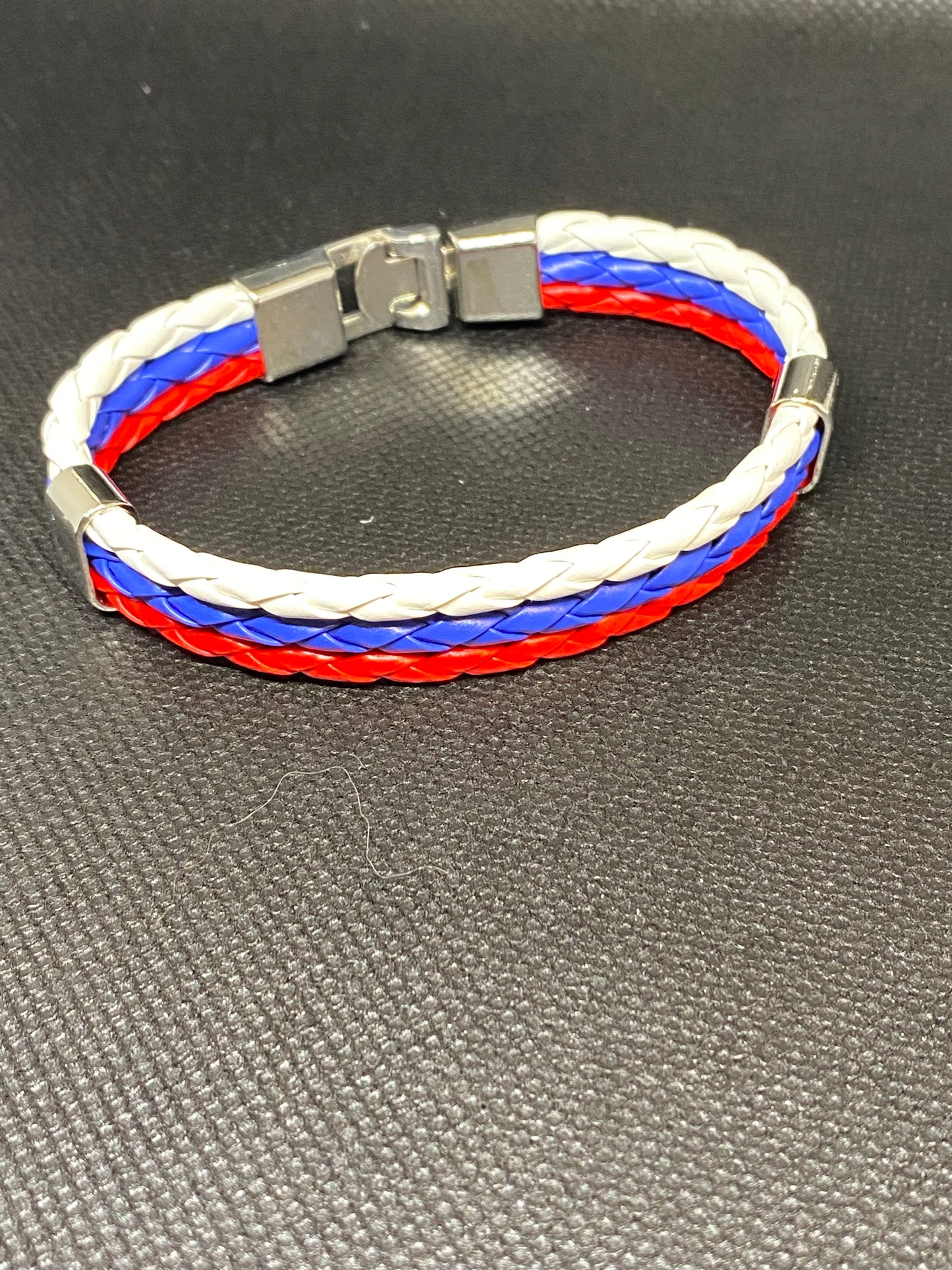 Bills Simple Bracelet